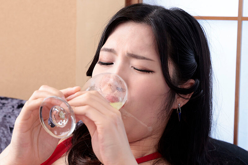 白濁汁強●大量ぶっかけ＆ごっくん！アナルFUCK調教 鞠るり鞠るり