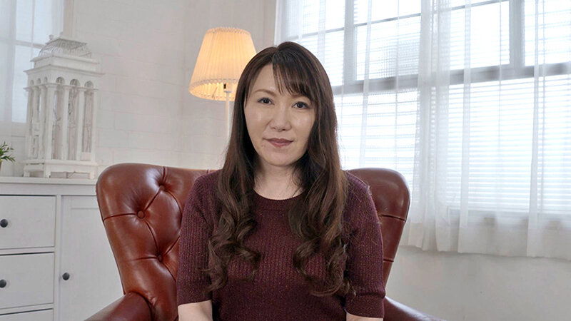 仕事一筋で欲求を持て余した姫トラッカー美熟女妻 百合子さん（51）