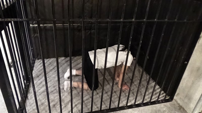 ママのお仕置きは膝の上VOL2「対・悪い娘対策機構発足、公開お仕置き講習会を実施。超ハードなOTKスパンキングで大泣きする万引き娘…おねしょ罰はママから激熱お灸折●とパパからお尻ペンペン！