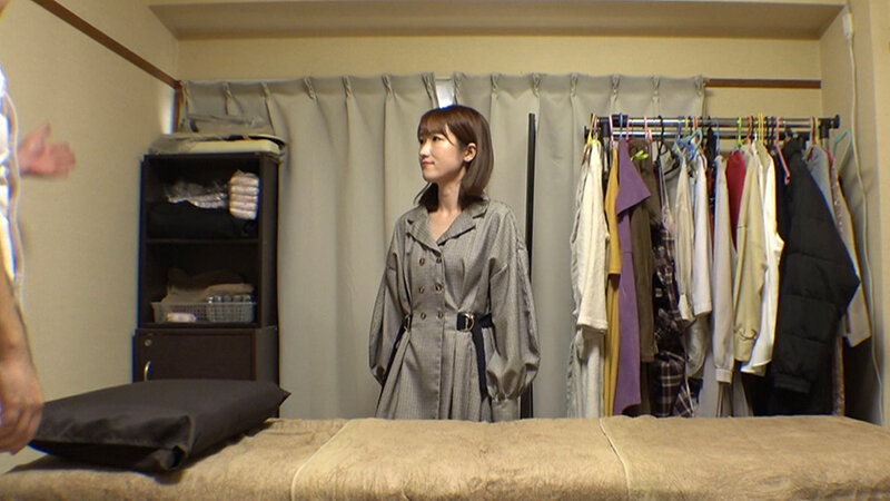 媚薬オイルマッサージ 痴●盗撮＆中出し素人娘VOL.64 超強力媚薬を配合したマッサージオイルを施術中に知らずに塗りこまれたオンナは、身体の火照りに驚き、チ〇ポを欲しがる自分に戸惑い、垂れ出したマン汁に恥ずかしがりながらも生ハメ中出しまで欲してしまう！広瀬このみ・加藤ツバキ（夏樹カオル）・斉藤月乃