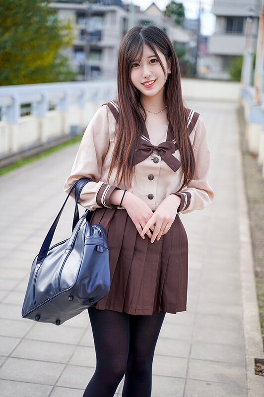 有名大学進学を目指して日々勉強に励む高学歴ガールもえちゃん！勉強への疲れやストレスをSEXにぶつける激カワガールにガッツリ中出し！！