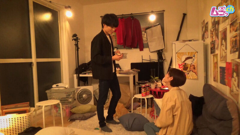 ニンゲン観察 映像研究サークルの部室で、同級生とふたりきりハダカの打ち上げ滝沢ライラ