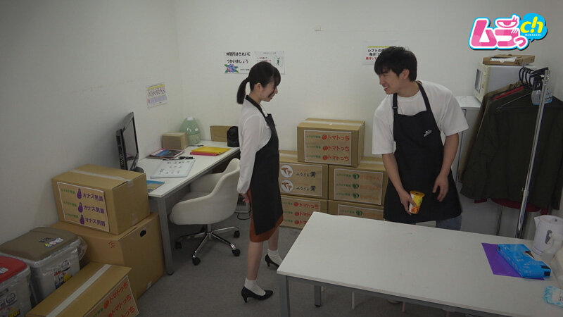 ニンゲン観察 年下巨根に迫られおマ〇コの貞操観念が無へと帰し、休憩室であられもなく乱れる新人バイトの訳アリ人妻美波こづえ