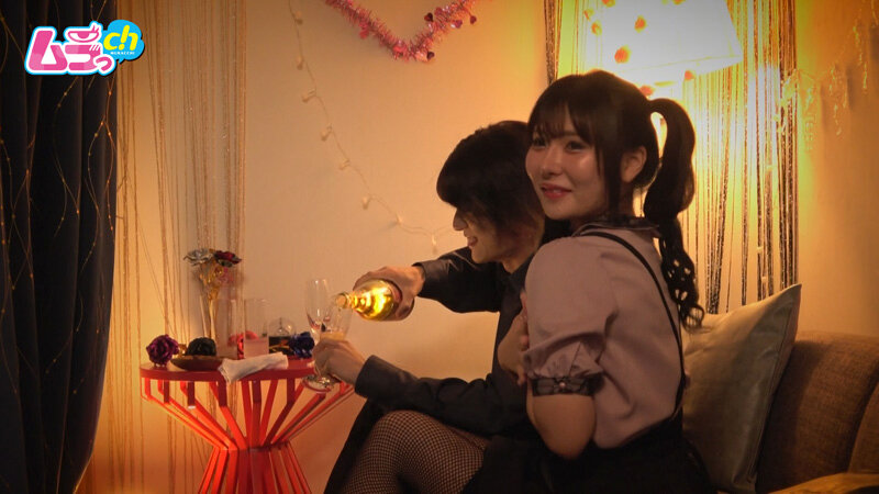 ニンゲン観察 貢いでくれたらマ〇コを舐めて恩返し！メンズコンカフェのNo.1 は長尺クンニとロングロングチ〇ポで太客を逃がさない涼花くるみ