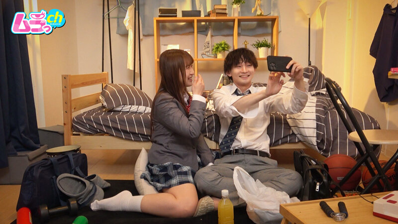 ●校生REC エッチ覚えたて男女の好奇心は∞！携帯で陰部のドアップ撮りあい大興奮のAV顔負けのハメ撮りエッチ山口由愛