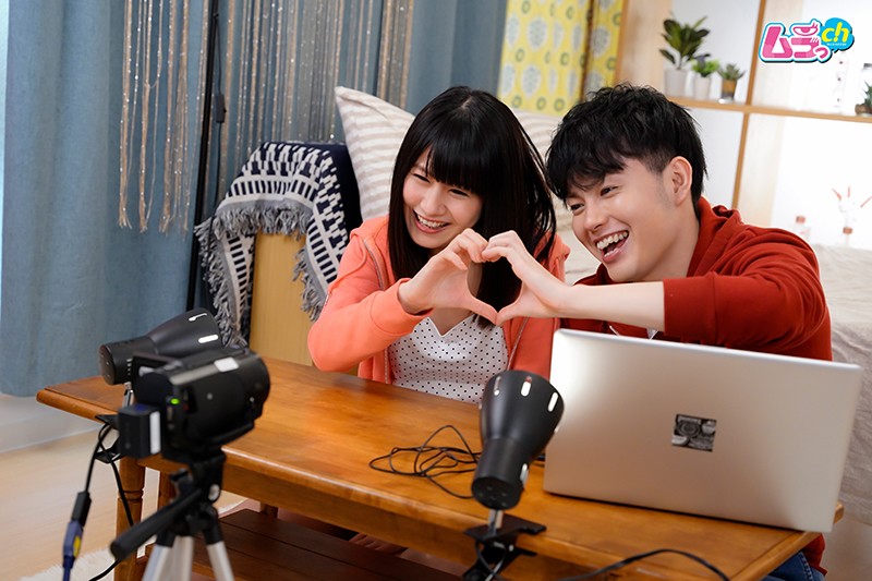 ネット配信はじまって以来の大炎上？！清純派人気カップルV●ewTuberがカメラを切り忘れ公開SEXナマ配信桃菜あこ（明海こう、小泉まり）