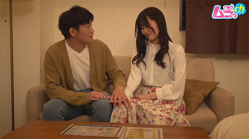 ホテル盗撮 出会い系アプリで知り合った絶倫男子大学生にイカされ狂う欲求不満人妻夏目れみ