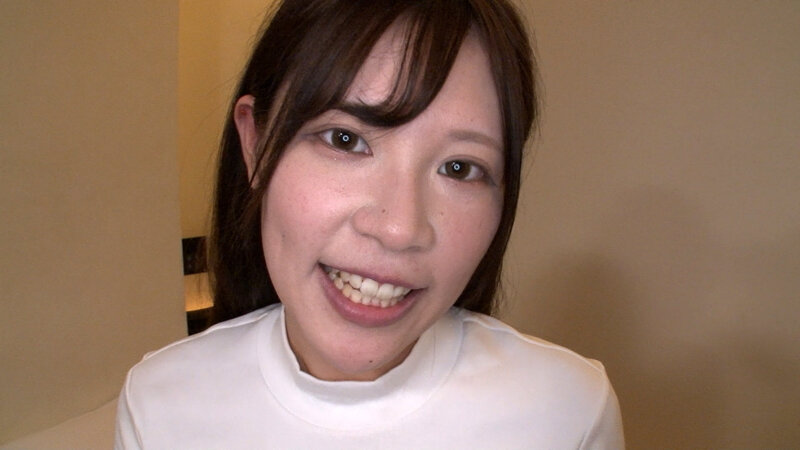 顔中舐めるのが大好きな女子がM男に濃厚鼻フェラ