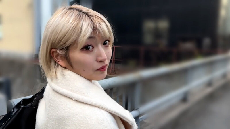 街角で声をかけて口内観察させてもらう 美容部員 はるのちゃん