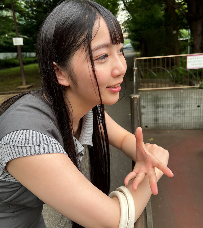 舐めまくりイカせまくりの超大満足ご奉仕全身リップ葵井みずほ・静河・羽月乃蒼