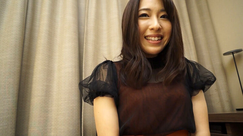 私の性格的に不倫とか浮気なんて夢の世界だと思ってました。控えめでしかも清楚な奥様の人生初不倫