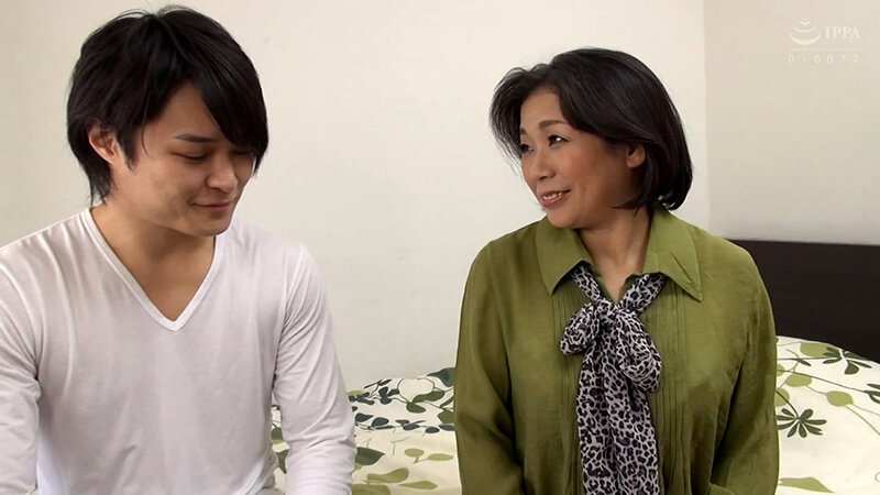 初撮り熟女のAV出演！息子程の男性に抱かれ久々の絶頂SEXに酔いしれる！