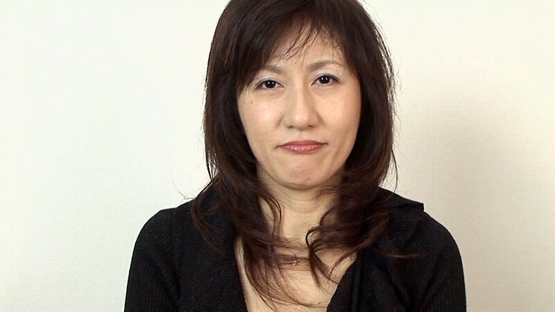 これぞ四十路人妻の色気！エロいフェロモンむんむんな欲求不満奥様とガチSEX！