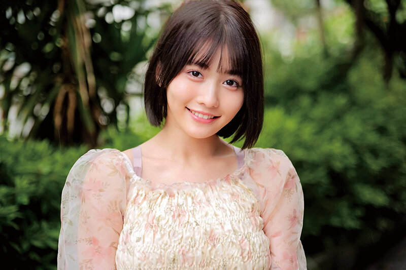 デカチンで悩む童貞君とタオル一枚密着混浴してくれませんか？ゼロ距離でのおっぱいポロン！旦那より何倍も大きなデカチン観察！全身の湯しずく舐めとり！ご無沙汰奥様は赤面発情！！極楽筆おろしスペシャル りえさん れなさん