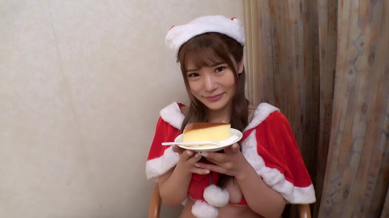 【Hカップ美爆乳エチョナサンタ！！】爆弾超乳のドスケベボデイ美女が参戦！！エロコスはめ撮りで好きピ濃厚ご奉仕フェラ＆パイズリでバチバチどエロTIME突入！！コスってドピュ♪裸でおかわり生挿入アゲイン！！連続昇天なまなまハメ撮り！！ 櫻茉日堀北実来（櫻茉日）