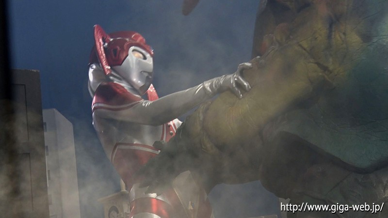 ヒロイン完コス陥落 ハイパーマミー 巨大化を封じられた女神 真宮あや真宮あや