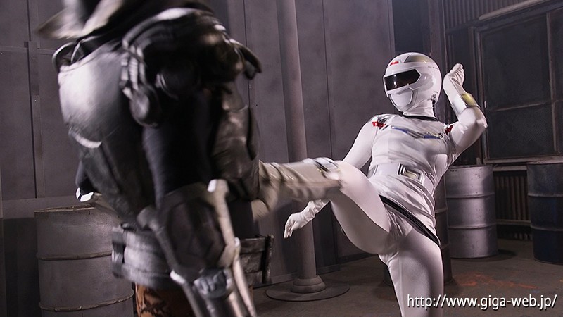 騎装戦隊ブリッドレンジャー 完全野外性的陥落地獄 望月あやか望月あやか