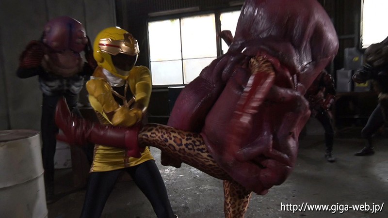 ヒロイン陥落Vol.109 危うしカイザーイエロー！怪人集団の魔の手！ 生駒はるな生駒はるな