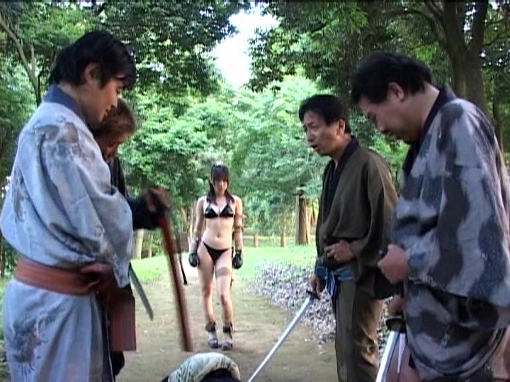 烈風剣ハヤミ 鈴木梨奈鈴木梨奈