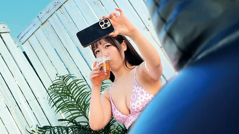 海の家痴○ 水着美女狩り 湘南の海で見つけた4名