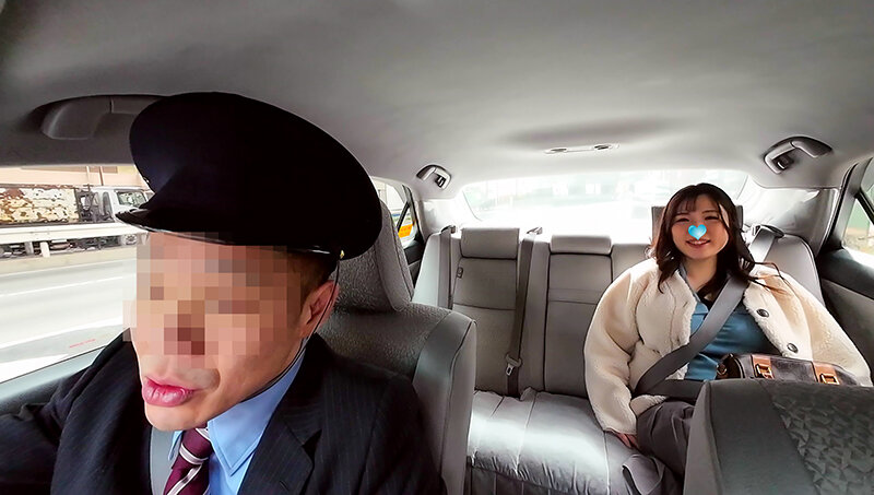 サトウアカリ 密室タクシードライバー