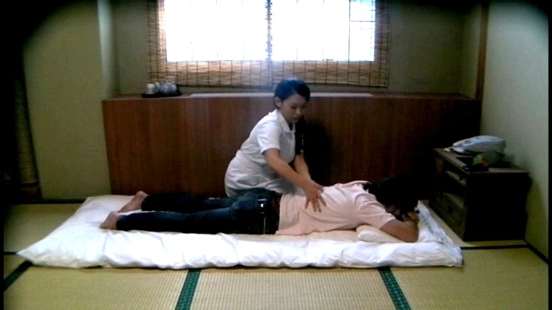 美熟女整体師を盗撮目的で口説いてハメちゃった映像