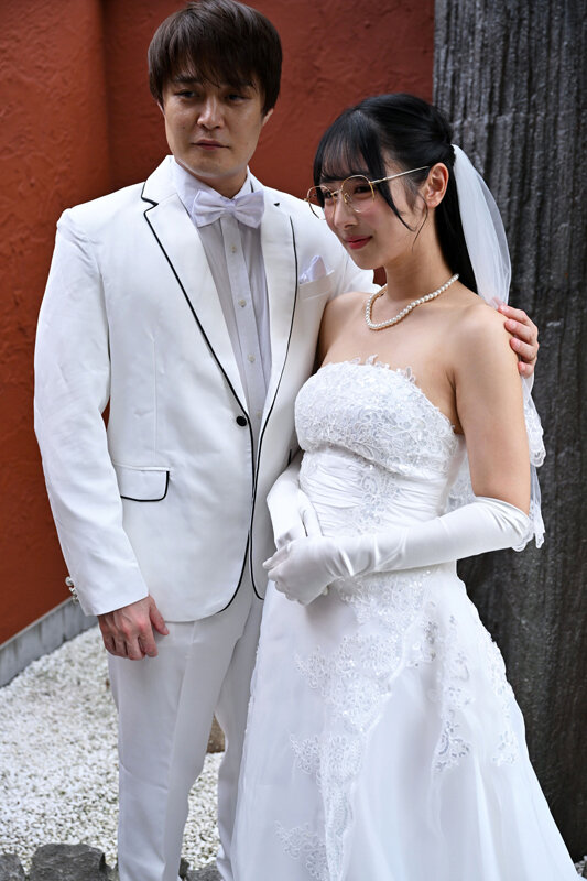 初めてなのにドスケベすぎる献身新妻の結婚初夜…そして夜の秘密 小野坂ゆいか小野坂ゆいか