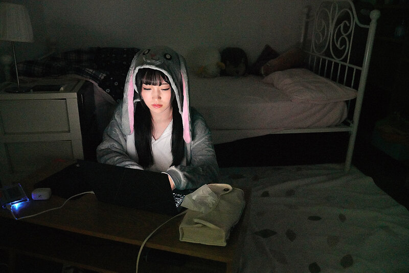 引きこもりの妹にマッチングアプリをさせてみたら… 有馬美玖有馬美玖