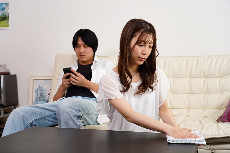 義父との同居で終わりを告げた、私の幸せな結婚生活 今井栞菜今井栞菜