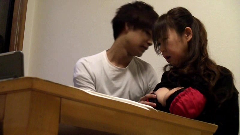 意外とヤレる！書道教室の美熟女先生 2