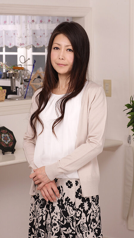 艶やかな黒髪と肉感溢れる芳醇ボディ！ 極フェチエロ美熟女 36人8時間スペシャル