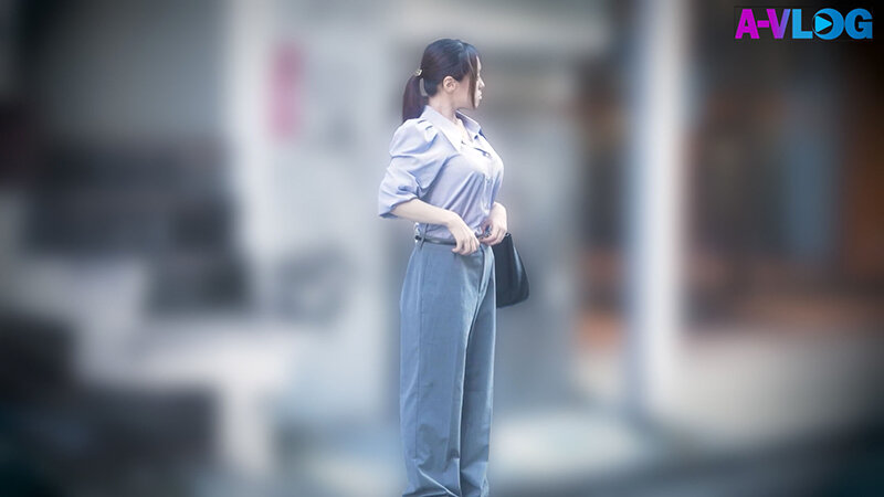 仕事中にP活しちゃう爆乳HカップOLさん