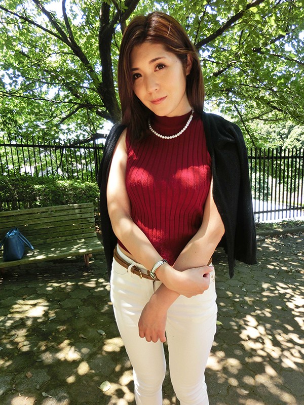 高貴なる美脚淫妻 白石翔子