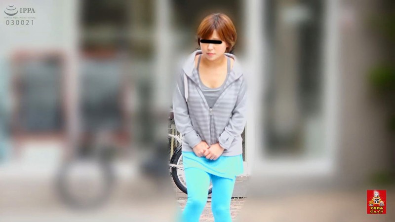 美ジョガー駆け込みお漏らし 21/2