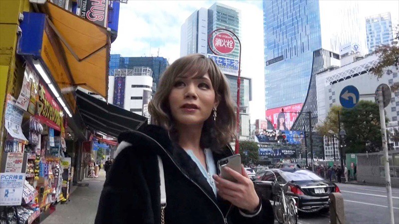 ぎゃるビッチ男の娘 私こう見えてオチンチンついてます。いずみいずみ