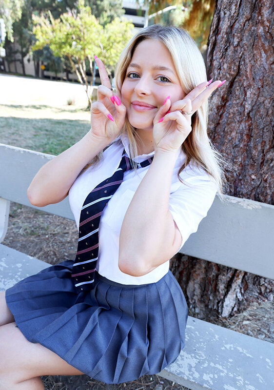 ロスの公園でT●kT●k撮影していた女子大生をナンパして生ハメのコラボ撮影！？ジル（20）