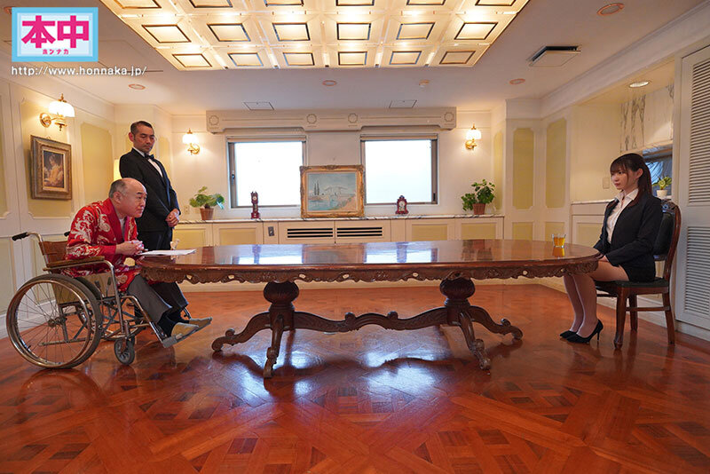 競泳水着マニアの富豪に監禁され1週間ねっちょり中出しご奉仕させられた 美人インストラクター 美谷朱里美谷朱音（美谷朱里）