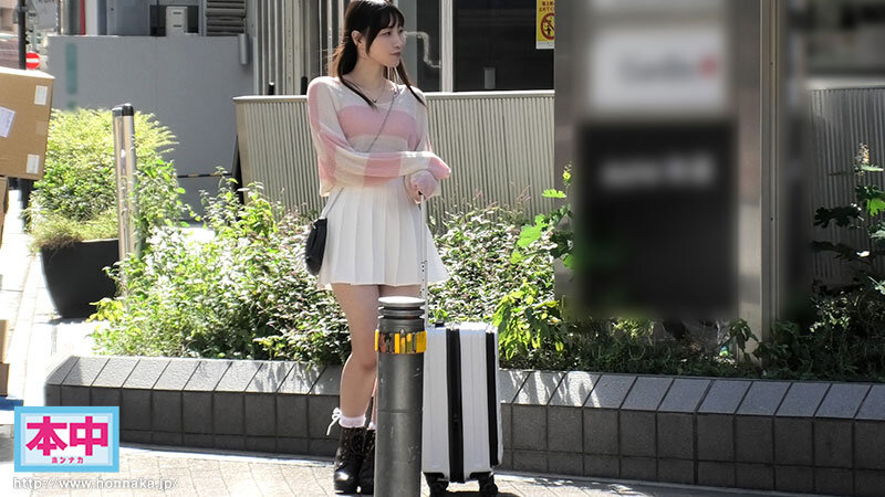 AV男優とのHを夢見てる田舎から上京1日目 22歳の普通の女の子 中出しAVデビュー 瀬下るい（仮）瀬下るい