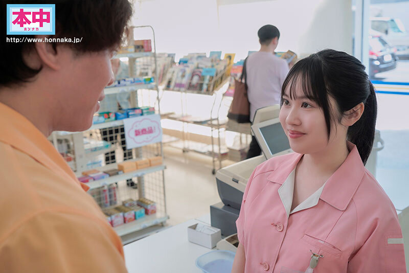 コンビニのコンドーム在庫を枯らすまで…性欲旺盛なおっぱいが大きなバイト娘から誘惑されて妻がいるというのに、シフトを合わせては密会を繰り返し ゴムを切らすほどゴム中射精SEXしても飽き足らずバックヤードで不倫ナマ中出しに溺れてしまった…。 夕木こいろ夕木こいろ