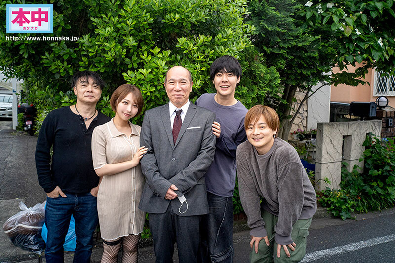 M男家族に嫁いだ巨乳人妻。女王様と再婚したら1分1秒たりとも余すことなく射精管理される日常。 宍戸里帆宍戸里帆