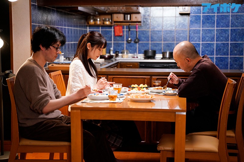 旦那への罪悪感を覚えつつ今日も義父の濃密レ●プに繰り返し絶頂を… 楓カレン楓カレン