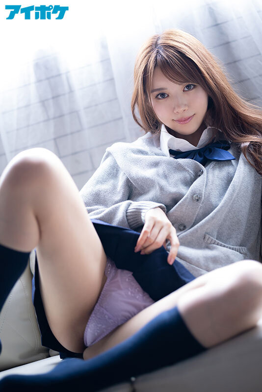 先生…今日、泊まっていい？ 実習期間中、ホテル暮らしのボクは生徒に迫られ、まさかの相部屋に…彼女は困惑するボクを誘惑し朝が来るまでひたすら痴女り続けた。 相沢みなみ相沢みなみ