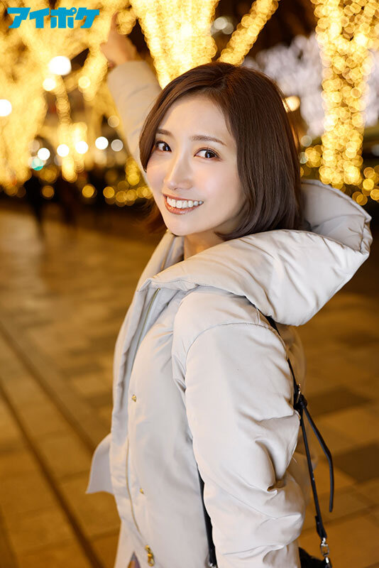 クリぼっちダメ絶対！！ クリスマスを一人で過ごす寂し男性を逆ナンしエッチなクリスマスSEXプレゼント 逆ナンドキュメンタリー ガチクリスマスに強行ロケ 加美杏奈加美杏奈