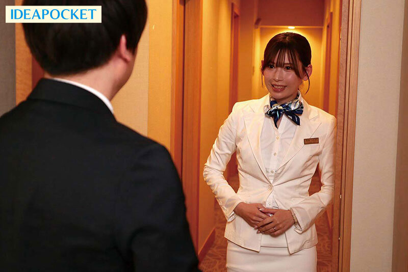 チェックアウトまでの時短性交 ベッドメイキングに訪れた人妻美女ホテルスタッフを口説き手を出してしまいました… 「どうやら彼女は欲求不満らしい。」 明里つむぎ明里つむぎ