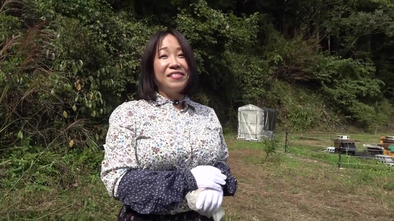 埼玉・深谷で養蜂場を営むお母さん 桃乃美香桃乃美香