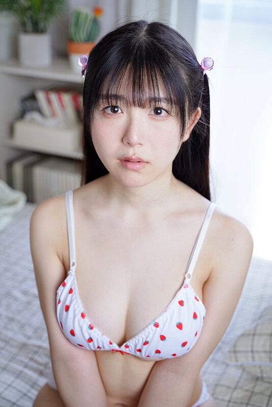 かどわかし。クラスで人気の純真無垢な女の子を激キモ中年オヤジがたぶらかし潮吹き＆抜きションするまで育成開発した性覚醒ドキュメント 真白ふわり真白ふわり