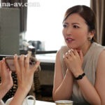 ママ友に誘われたマッチングアプリで、‘推しの年下’を一緒に甘く飼い慣らす。（JUQ-575）木下凛々子・森沢かな（飯岡かなこ）