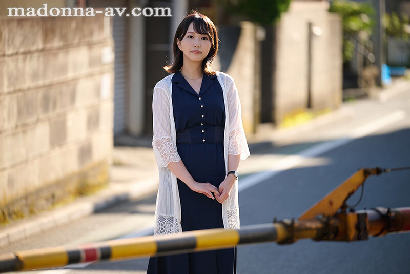 新人 那賀崎ゆきね 30歳 AV DEBUT 駆け抜ける透明感、湧き上がる好奇心―。那賀崎ゆきね