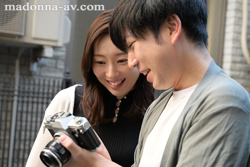 ヌードモデルNTR 上司と羞恥に溺れた妻の衝撃的浮気映像 小野りんか小野りんか