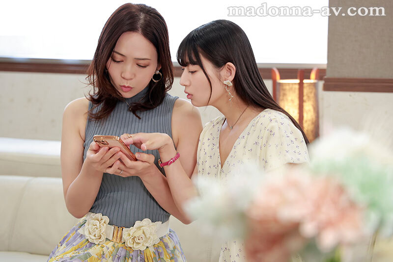 ママ友に誘われたマッチングアプリで、‘推しの年下’を一緒に甘く飼い慣らす。 沖宮那美 宇流木さらら沖宮那美・宇流木さらら